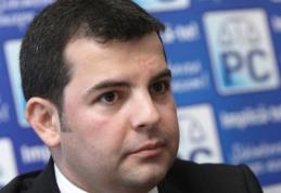 Conservatorii candidează singuri la alegerile locale