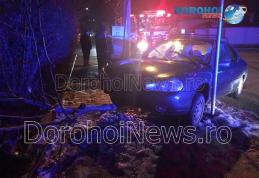Accident în Dorohoi! O mașină scăpată de sub control a ieșit de pe carosabil – FOTO