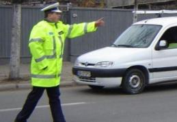 Șofer cu tupeu: S-a urcat la volan, deși avea permisul suspendat