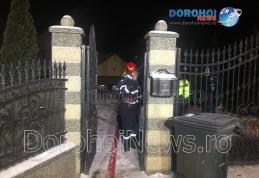 Incendiu izbucnit la o casă de pe strada Spiru Haret din Dorohoi. Pompierii au intervenit pentru stingere - FOTO