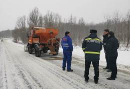Prefectul Șlincu, în control pe drumurile din județ - FOTO