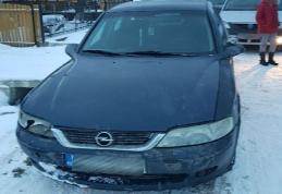 Bărbat în stare avansată de ebrietate depistat în trafic de către poliţiştii de frontieră din Dorohoi - FOTO