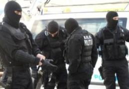 Percheziții la Pomîrla: Ce au găsit polițiștii în urma descinderilor!
