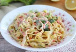 Tagliatelle cu somon și broccoli