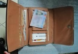 Carte de identitate falsă, descoperită la Vama Stânca