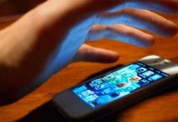 S-a ales cu dosar penal după ce i-a furat unei vânzătoare telefonul mobil