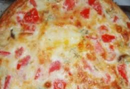 Frittata cu legume și parmezan