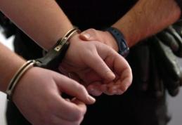 Cinci români, condamnaţi la închisoare în Marea Britanie pentru trafic cu migranţi