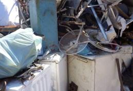Comercianți de fier vechi amendați cu 5.000 de lei de polițiștii din Corlăteni