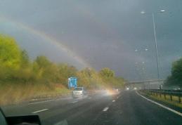 Un fotograf a descoperit ce se află la capătul unui curcubeu