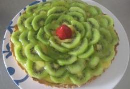 Tartă cu kiwi