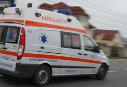 Bărbat din Brăești ajuns la urgențe în stare gravă după ce a căzut dintr-un copac pe un borcan