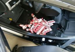 Renault blindat cu ţigări de contrabandă, confiscat la Stânca - FOTO
