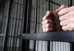 Tânăr încarcerat de polițiștii botoșăneni după încălcarea măsurilor dispuse prin controlul judiciar