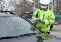 Surpriza unui control de rutină: Ţigări de contrabandă găsite asupra a două femei pasagere într-un autoturism