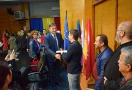 Vizită a echipei de proiect Erasmus+ la Instituţia Prefectului Botoşani - FOTO
