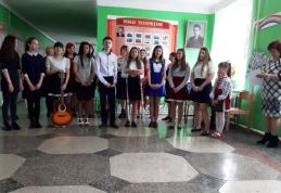 Schimb de experiență între cadrele didactice de la Școala Gimnazială Nr.1 Hilișeu-Horia și Gimnaziul „Nicolae Testemițanu” din Republica Moldova - FOT