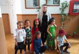 Ziua Internaţională a Romilor sărbătorită la Școala Gimnazială „Stefan cel Mare” Dorohoi - FOTO
