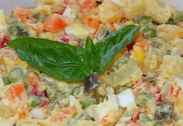 Salată Rusească