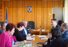Măsuri educative aprobate în cadrul Programului pentru şcoli al României - FOTO