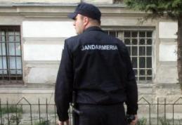 Bărbat căzut pe trotuar salvat de jandarmii botoșăneni după o criză de epilepsie