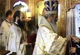ÎPS Teofan prezent astăzi la Dersca la sfinţirea Bisericii „Sfinţii Apostoli Petru şi Pavel”