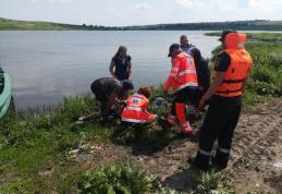 Descoperire șocantă! Femeie găsită înecată într-un iaz din comuna Mileanca - FOTO