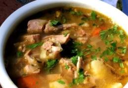 Ciorbă de curcan cu zeamă de varză