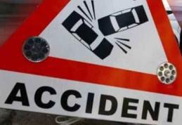 Carambol la semafor. Vinovatul s-a ales cu dosar penal deoarece conducea un vehicul neînmatriculat