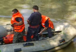 Tragedie! Femeie găsită înecată în iazul din grădină