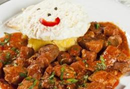 Tochitură cu sos de vin