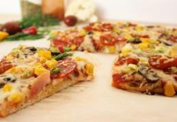 Pizza cu blat de conopidă