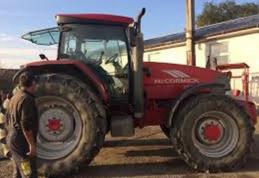 Un bărbat din județ și-a găsit sfârșitul, electrocutat de un tractor