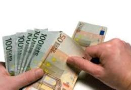 Un tânăr a fost țepuit în fața unei case de schimb valutar din Dorohoi