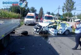 Accident la Broscăuți! Trei persoane aflate într-un taxi au fost rănite – FOTO