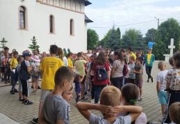 „Satul românesc privit prin ochii copilăriei” - motto de vacanță pentru participanții taberei găzduită de parohia Dealu Mare, Dorohoi - FOTO