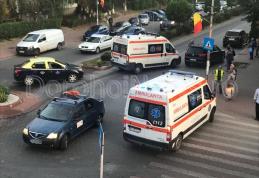 Accident pe Bulevardul Victoriei: Șofer încătușat după ce a lovit o mașină tip „Școala” și a fugit de la locul accidentului - FOTO