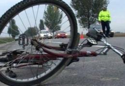 Accident la Leorda! Un biciclist băut s-a izbit în mașina care circula în fața sa