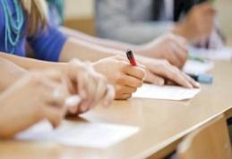 Elevii care nu iau 5 la Evaluarea Națională nu mai intră la liceu. Aceștia vor fi repartizați la profesională
