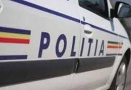 Copil de 3 ani din Dorohoi găsit singur pe un drum național. Au fost alertați polițiștii