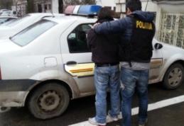 Patru minori din Dorohoi cercetați pentru tâlhărie. Află ce au descoperit polițiștii la percheziția domiciliară
