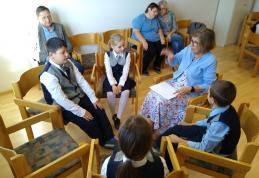 Fun with English! Trei profesioniști din SUA în vizită la Școala Cornerstone din Dorohoi - FOTO