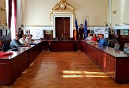 Semnare contracte subvenție, finanțate în cadrul Concursului de planuri de afaceri Business Start Dorohoi – FOTO