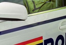 Un tânăr băut „bine” s-a ales cu dosar penal după ce a lovit cu maşina un autoturism parcat