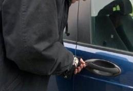 Minor cu dosar penal. A furat o mașină și a condus-o aproximativ 15 km