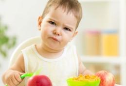 De ce este greșit să-ți forțezi copilul să mănânce când se simte rău. Explicația unui specialist