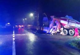 Dramatic! Șofer mort sub propria-i mașină