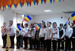 ZIUA NAŢIONALĂ sărbătorită la Şcolile Rediu, Rădăuţi-Prut şi Miorcani - FOTO
