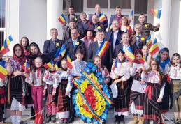 Moment artistic destinat Zilei Naționale a României la „Centrul de zi” din cadrul Primăriei Comunei Ibănești - FOTO