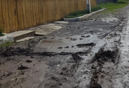 Primăria Dorohoi: Executantul lucrării de montaj a conductelor de apă și canalizare fost somat să respecte stadiul și calitatea lucrărilor de refacere